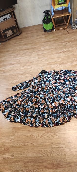 Продам женское платье