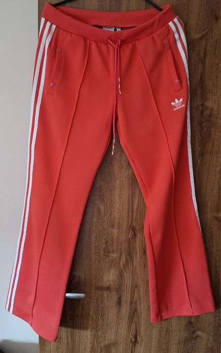 Adidas дамски екип