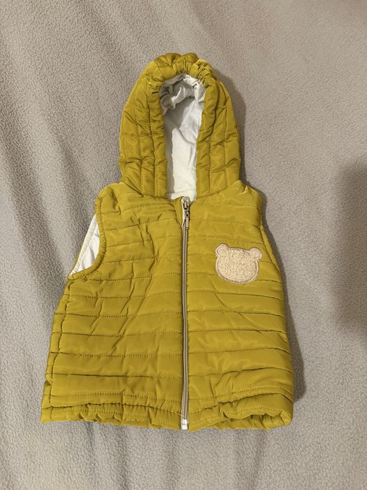 Елек за бебе размер 6-9 месеца