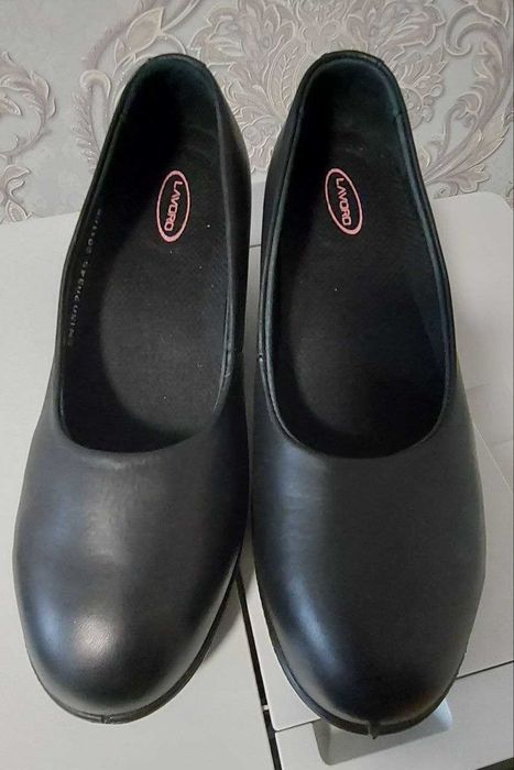 Защитные рабочие туфли ботинки р.39/ Women's Safety Work Shoes size 39