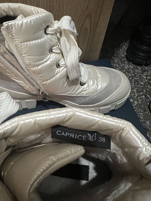 Дамски зимни боти CAPRICE