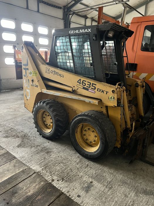 Mini incarcator frontal gehl