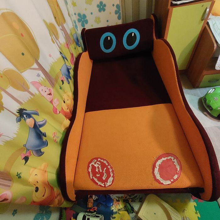 Детский диван машмнка