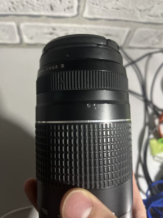 Объектив Canon EF 75–300mm