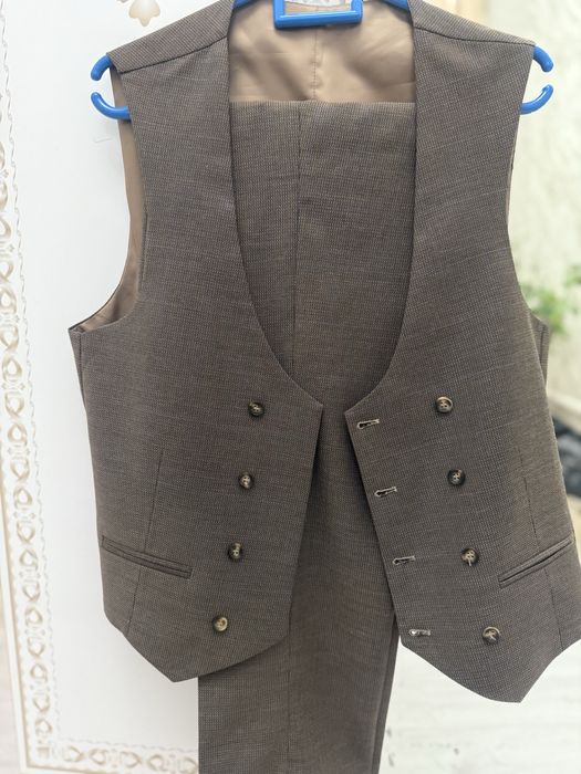 Продаются  Кастюм