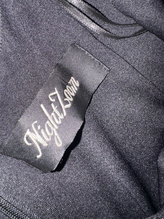 Официална черна рокля