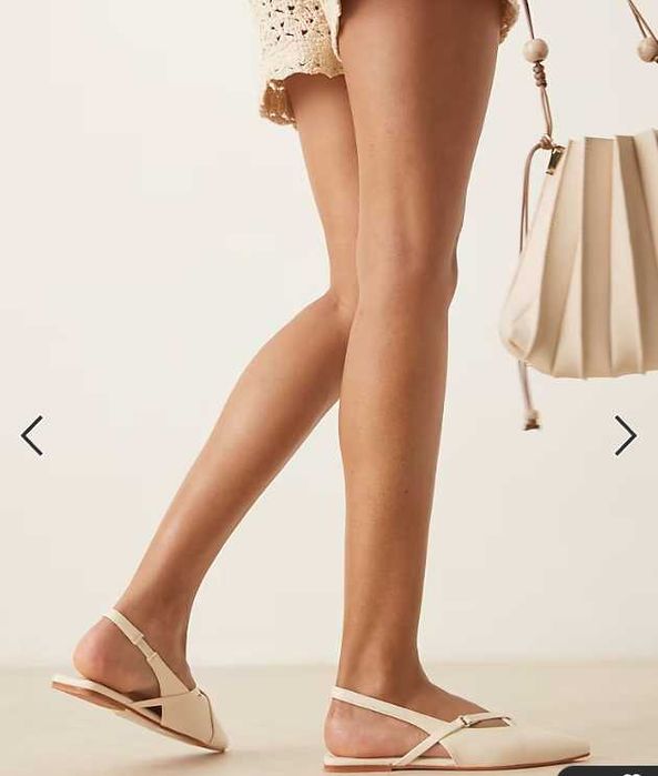 ASOS Сандали с каишка