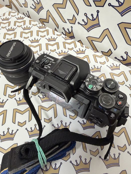 Olympus OM-D E-M10 Mark III Aparat Foto Mirrorless 16MP MFT 4K Kit cu Obiectiv 14-42mm
