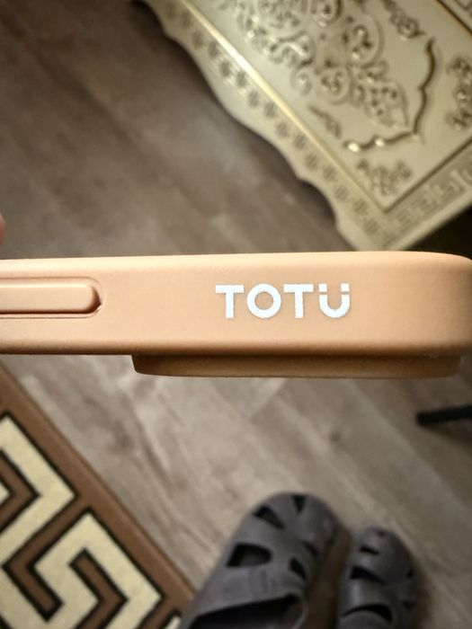 Продам чехол Iphone 16 pro max