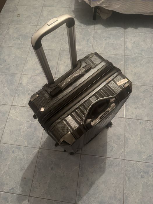 Troler Samsonite rigid, stare foarte bună