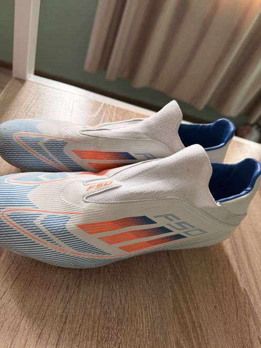 Бутсы adidas  f50  43 размер
