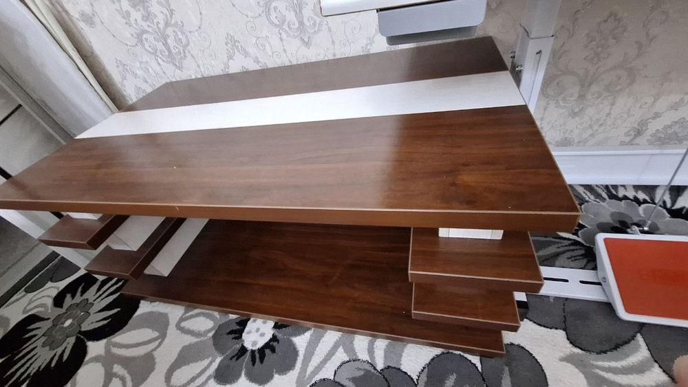 Продаётся журнальный столик