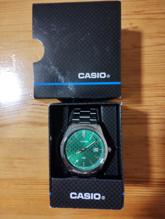 Нови часовници Casio Edifice