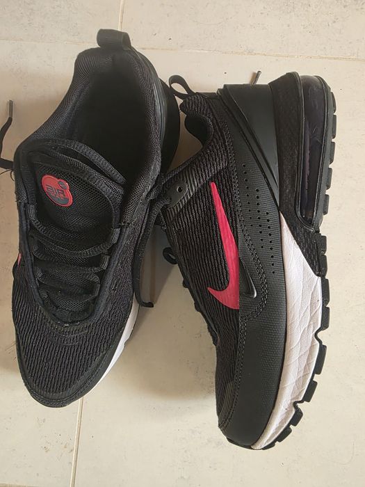 Маратонки Nike Air Max Pulse