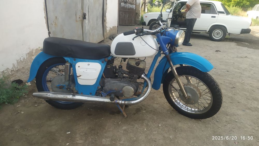 Иж планета 3 сотилади матори -4 12В