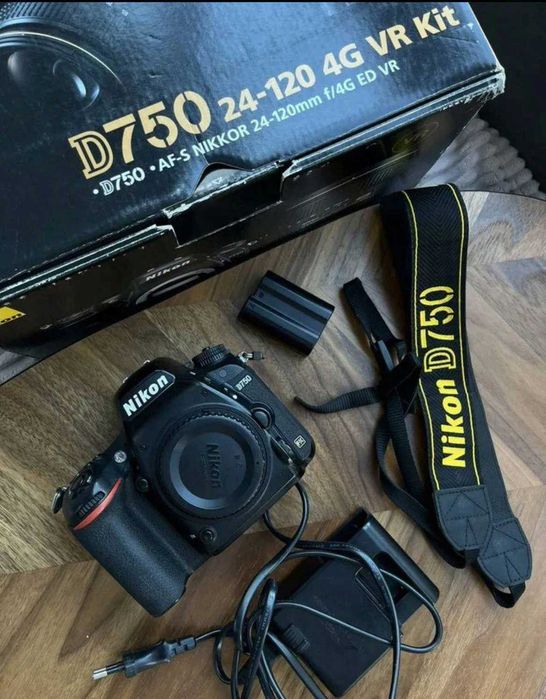 Nikon D750 12тыс пробег
