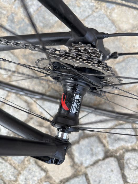 Шосеен велосипед Cannondale Ultegra карбонови капли размер: 28/56