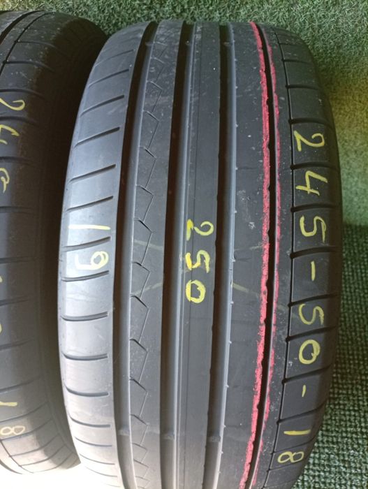 245 50 18 Dunlop