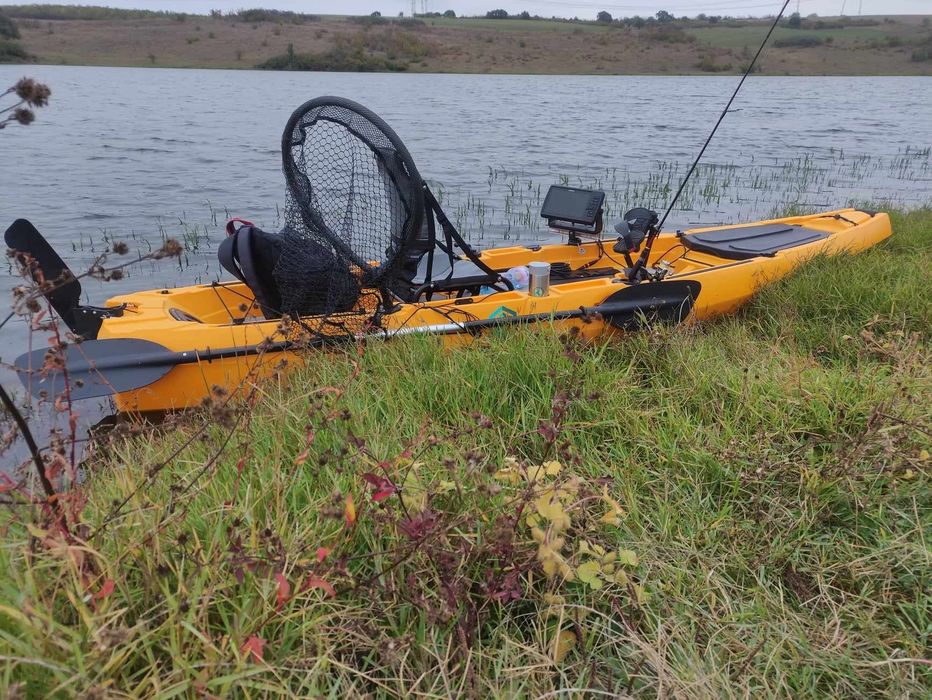 Каяк с педално задвижване и Garmin STRIKER™ Plus 9sv Сонар - GT52 сонда