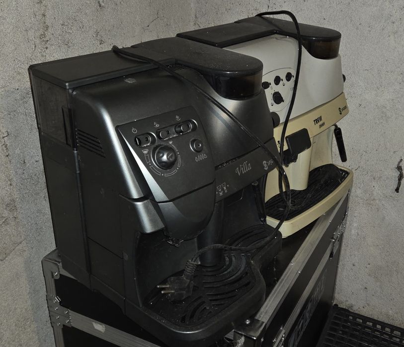 Кафемашини саеко 6 броя.