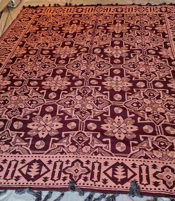 Вълнени килими и пътека