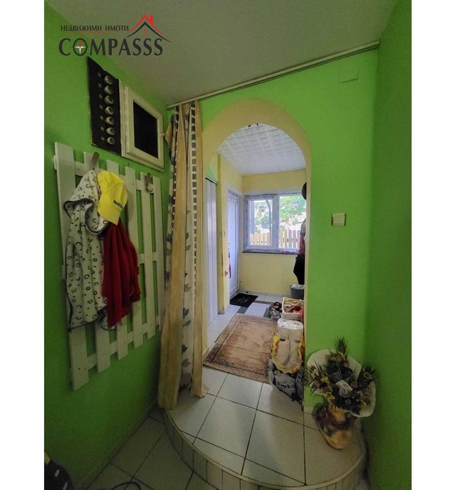 Гр. Добрич, ПИНЕТА-Хуманитарна гимназия, етаж от къща  – 127000лв!