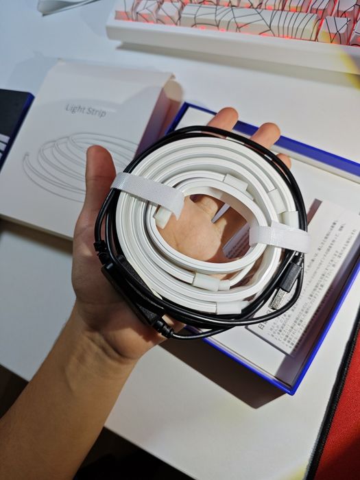 Skydimo Smart Neon LED за Монитор (23-32") – RGB Gaming Ambient Light