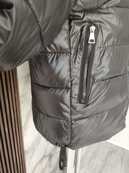 Женская куртка , весна.