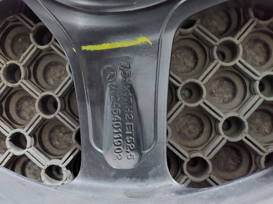 o janta trei 17 originala mercedes a w176 b w246 cla c117 7,5j et52,5
