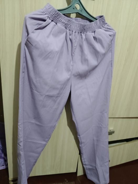 Продам медицинскую форму и тапочки