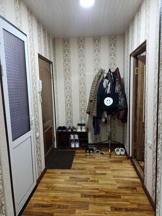 Продаётся 1 комн. квартира в центре. Метро Ойбек