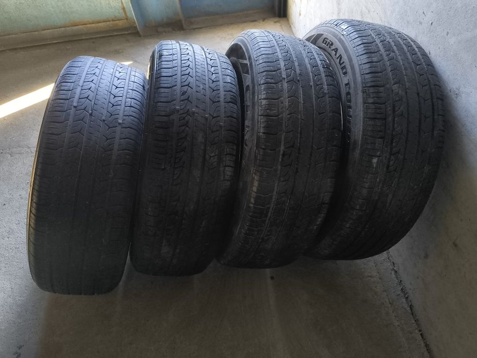 Продам летнию авторезину