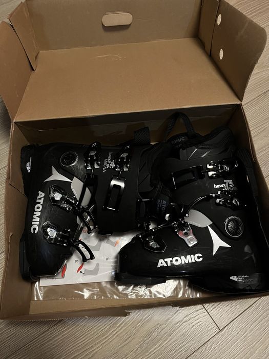 Продаю лыжные ботинки от бренда Atomic