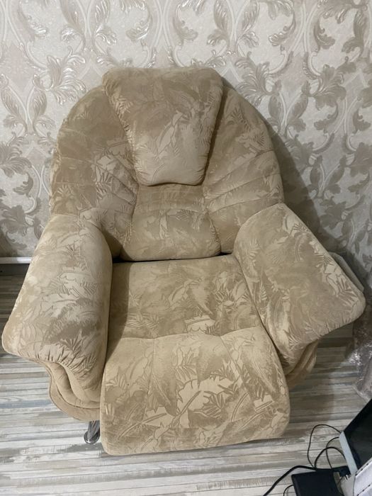 Продам мягкий уголок