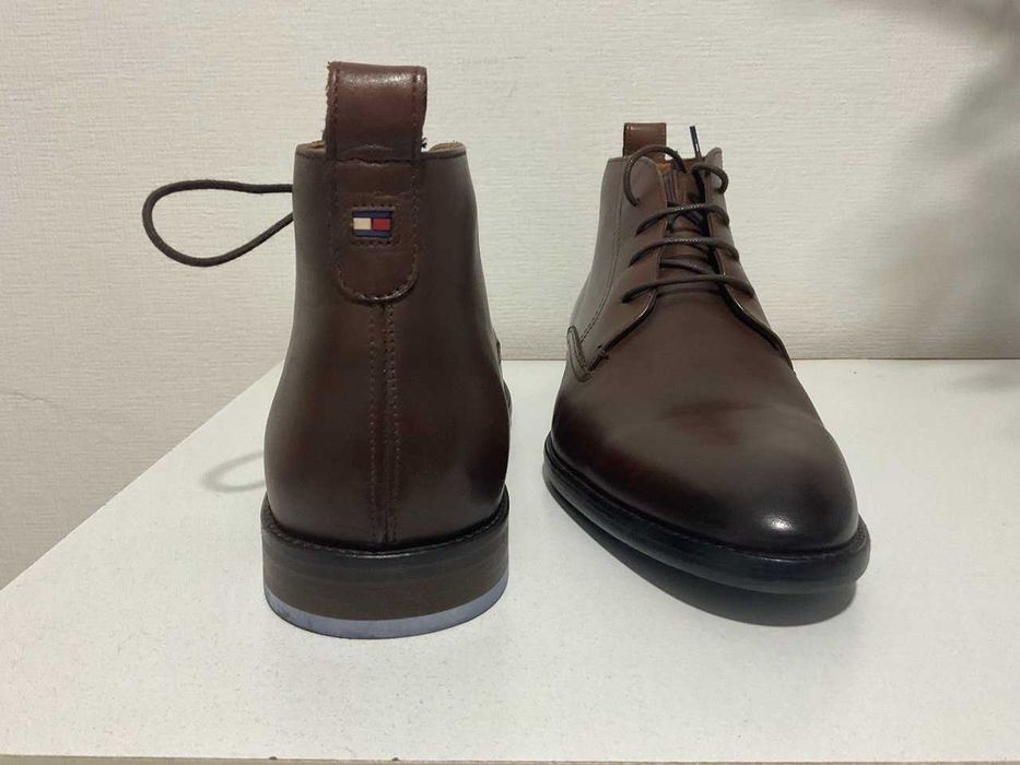 Ботинки мужские кожаные TOMMY HILFIGER (Португалия) размер 42. Новые.