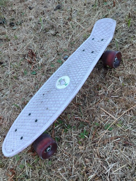 Skateboard pe rotile