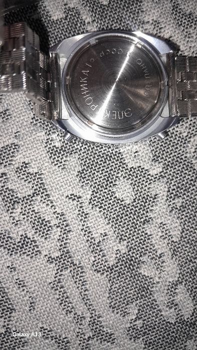 Продаю часы ссср