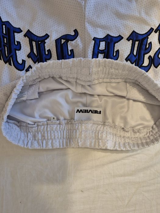 Pantaloni scurți Review