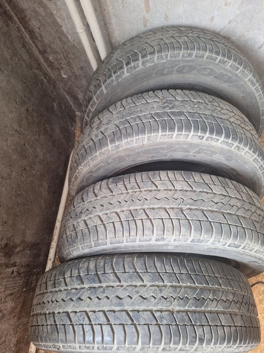 4  Гуми GOODYEAR 100€