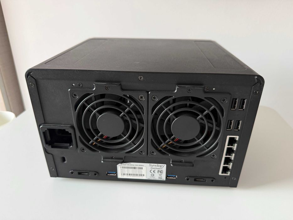 Synology DS1513+ – necesită înlocuirea sursei – cutie originală