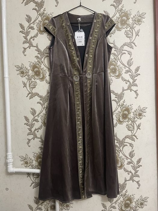 Камзол длинный новый