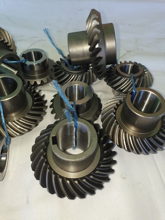 Pinion cositoare Deutz Fhar KM24