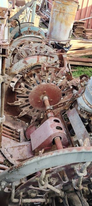 Сажалка сотилади