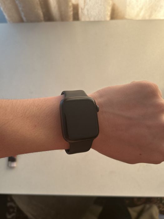 Applewatch se 44мм
