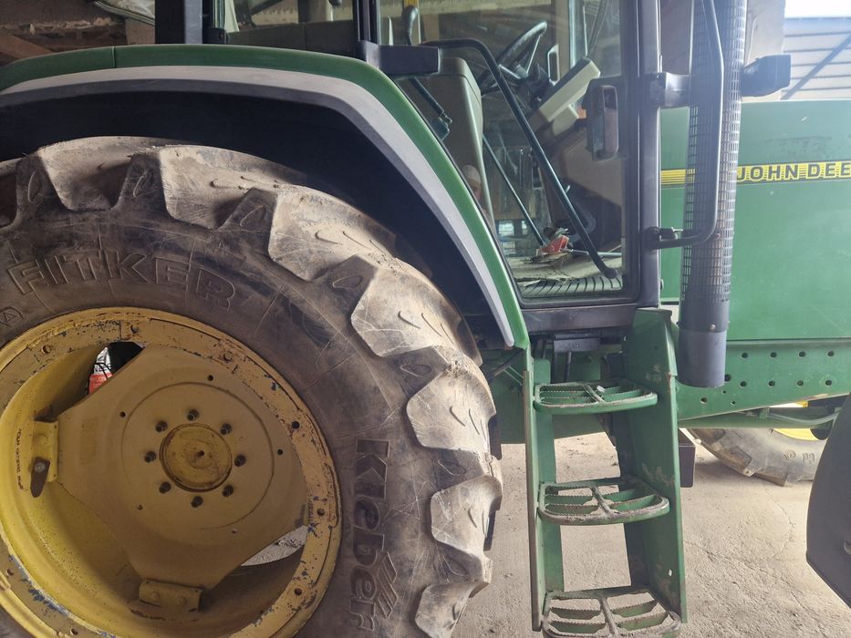 Tractor john deere 6900