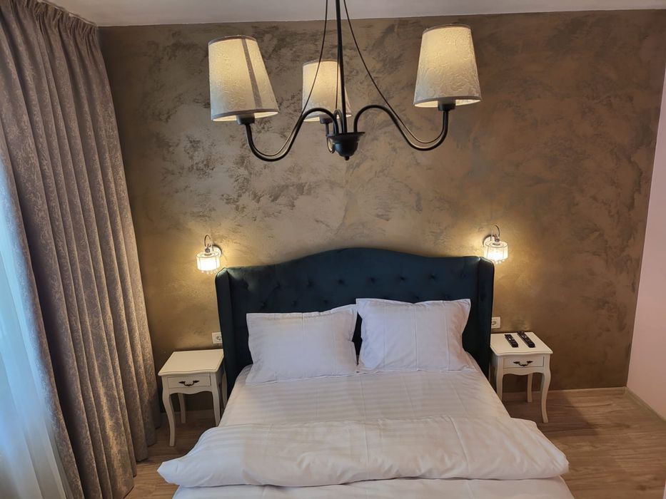 Inchiriez apartament 2 camere complex Moonlight