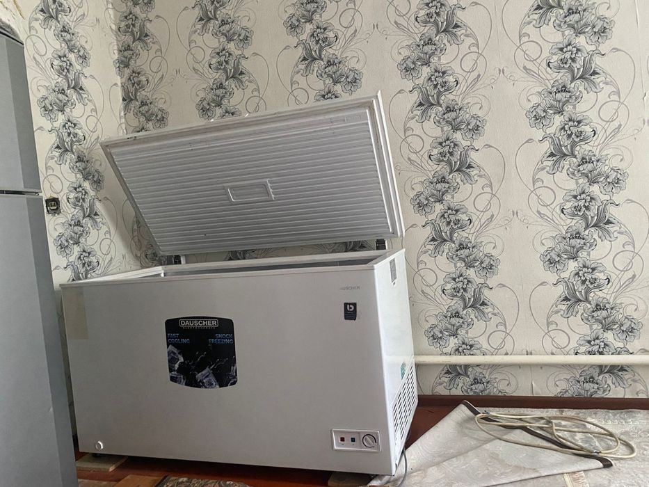 Морозильник в отличном состоянии