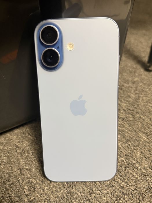 OFERTA !  Iphone 17 256 gb IMPECABIL ! Doar 20 cicluri !