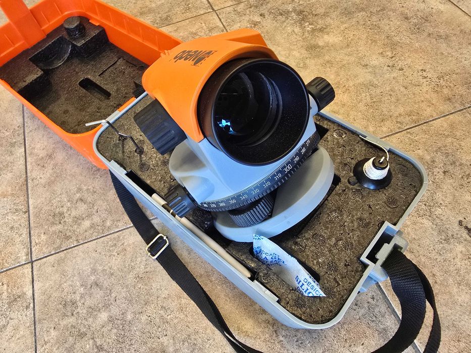 Оптичен нивелир NEDO X32