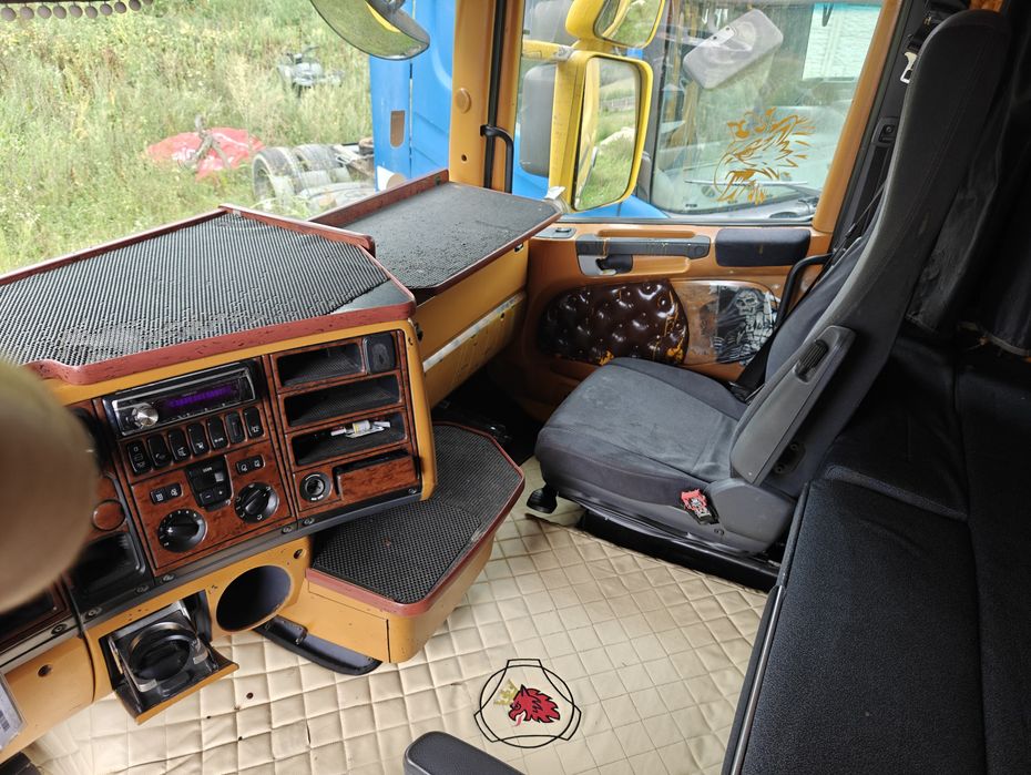 Se vinde   Scania V8